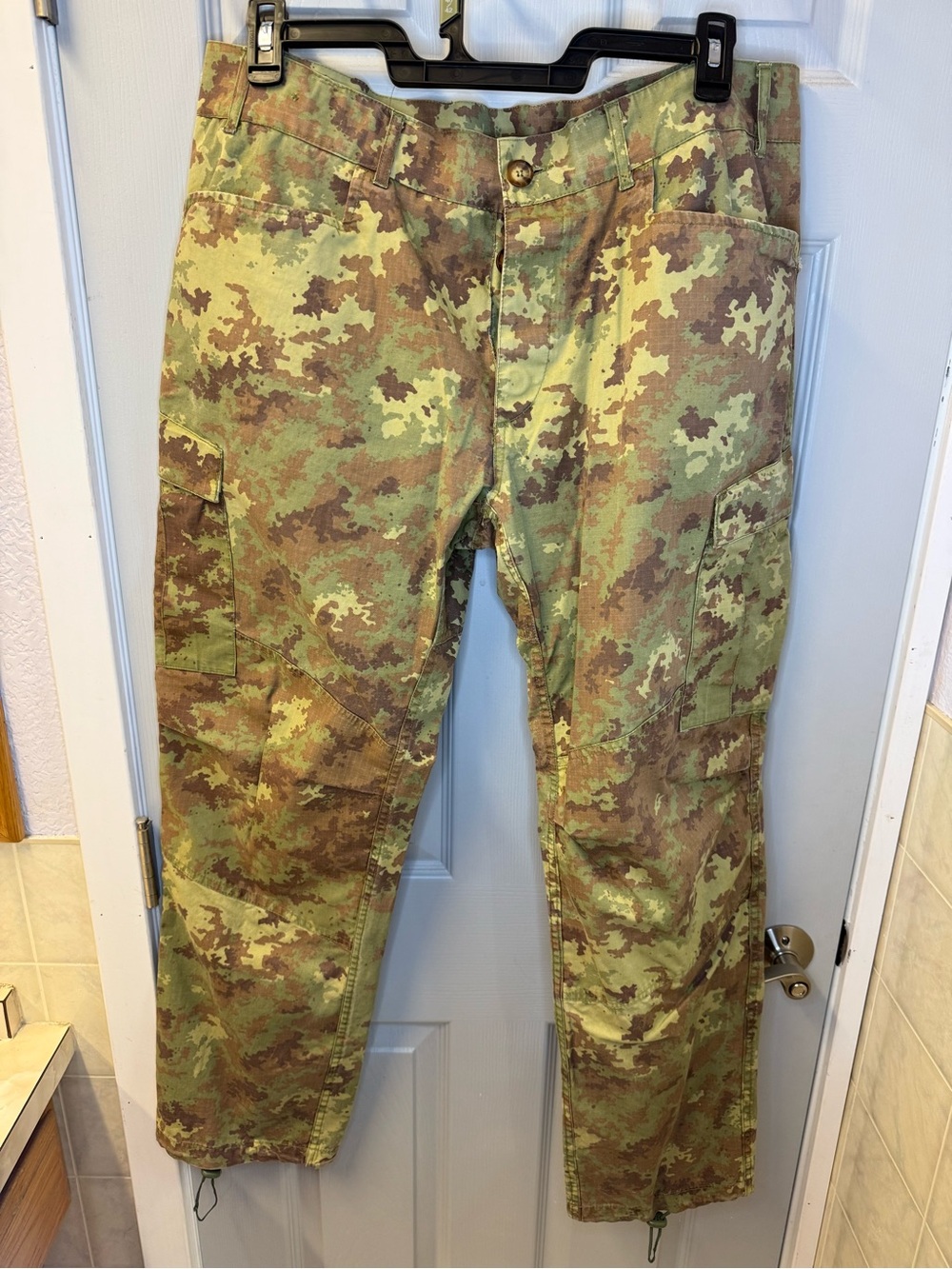 Men's Camouflage Cargo Pants - Green/Brown